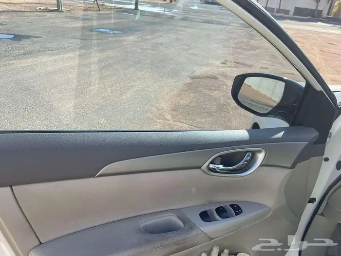 للبيع نيسان سنتراء 2016 8