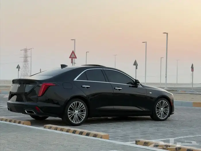 CT4 ( كاديلاك ) فل ( على الضمان ) 1