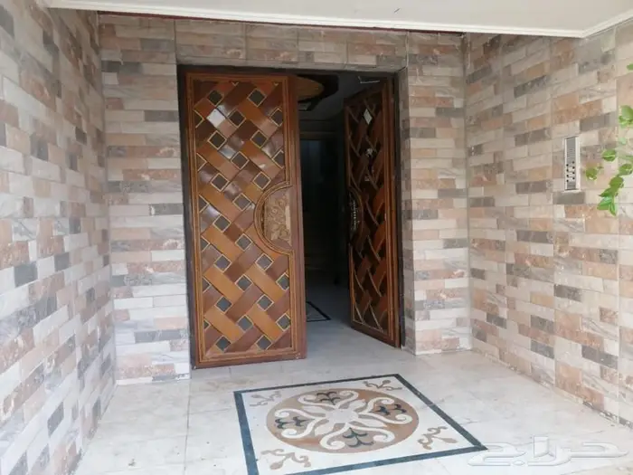 للبيع عمارة سكنية راقية في مكة حي الزاهر 4