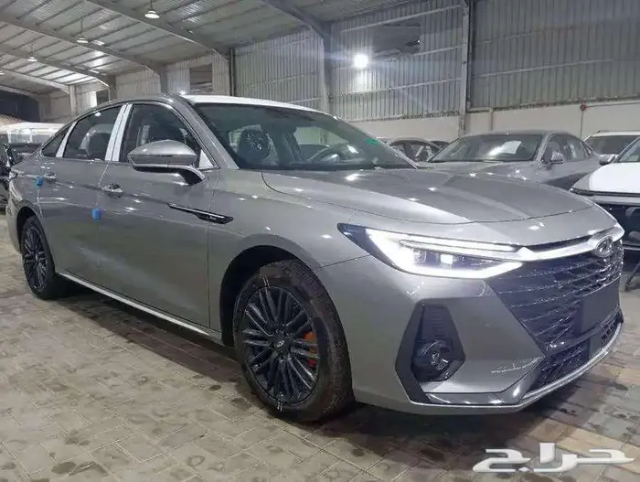 شيري اريزو 8 لاكجري فل كامل كاش واقساط 2025 1