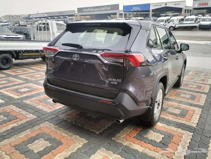 تويوتا راف فور 2025 XLE نص فل عبداللطيف جميل 11