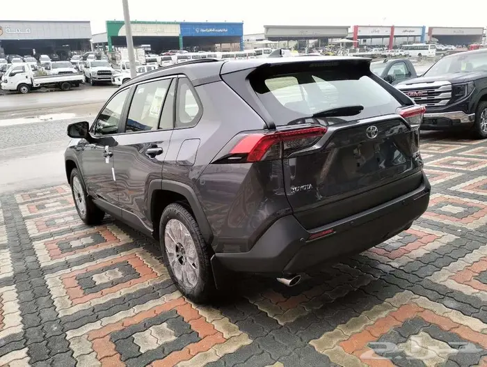 تويوتا راف فور 2025 XLE نص فل عبداللطيف جميل 13