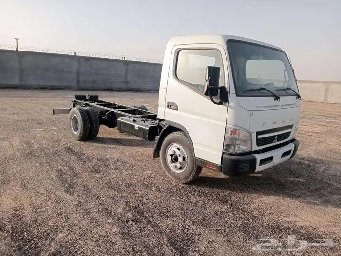 ينا ميتسوبيشي 4x2عادي 4.5 طن 2023 4