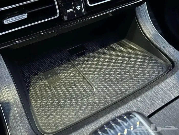 للبيع GAC GS8 4WD السياره مخزنه 15