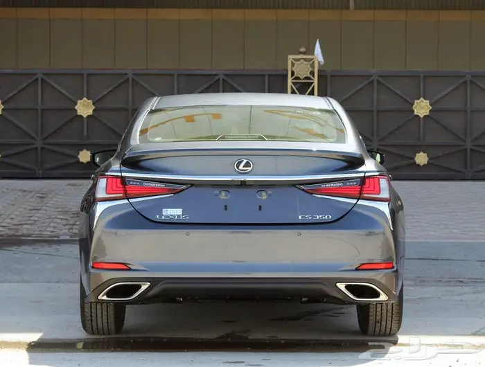 لكزس - ES 350 - CA - استاندر - خليجي - 2025 3