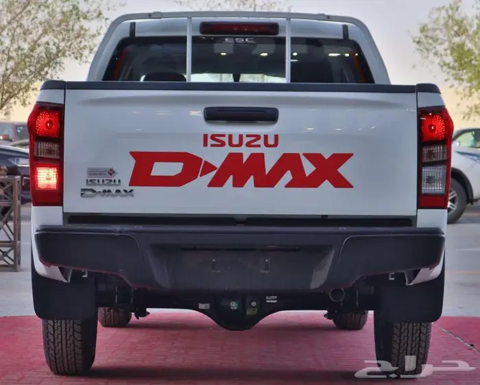 متوفر ايسوزو غمارتين دبل 2025 مبيعات بنوك وشركات زجاج عادى 7