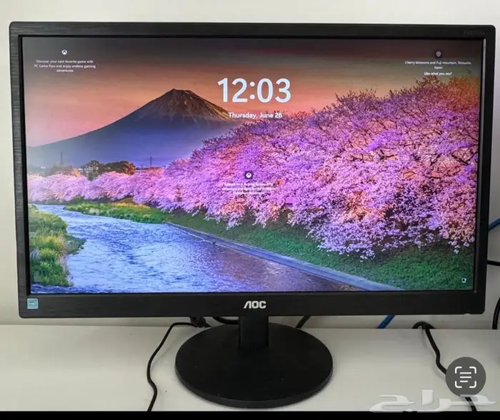 شاشة كمبيوتر شبه جديده 0