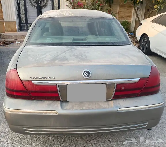 فورد جراند ماركيز 2003 1