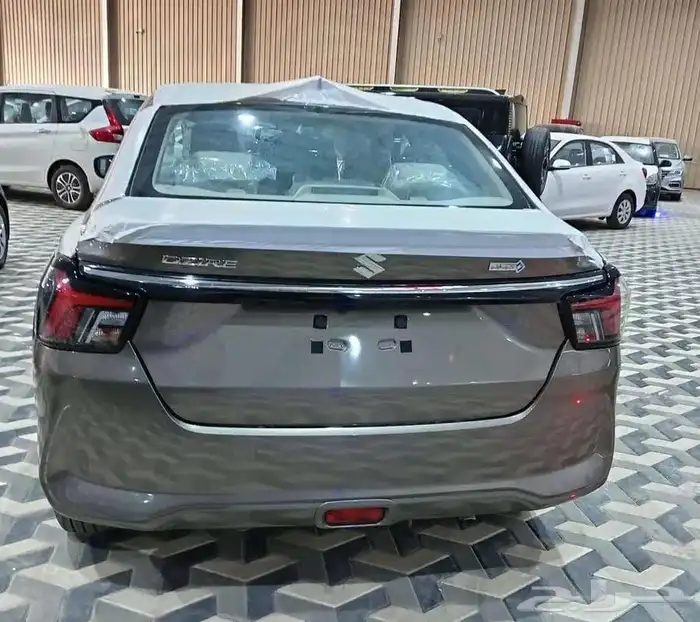 سوزوكي دزاير فل كامل موديل 2025 5