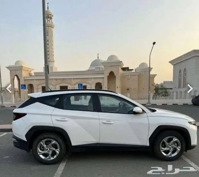 توسان 2023 عداد 34الف فل كامل مكينة 2500 0