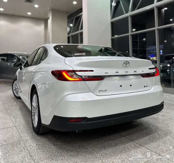 كامري اي بلس هايبرد فتحة سقف CAMRY E PLUS HYBRID 2025 3