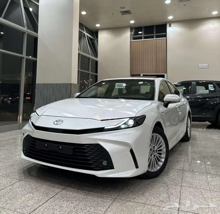 كامري اي بلس هايبرد فتحة سقف CAMRY E PLUS HYBRID 2025 0