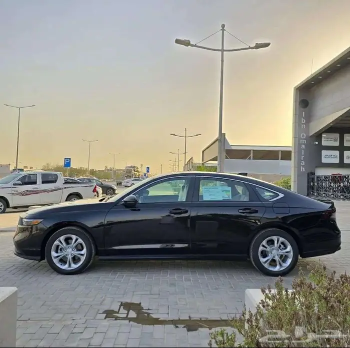 هوندا اكورد 2025 ستاندر 1