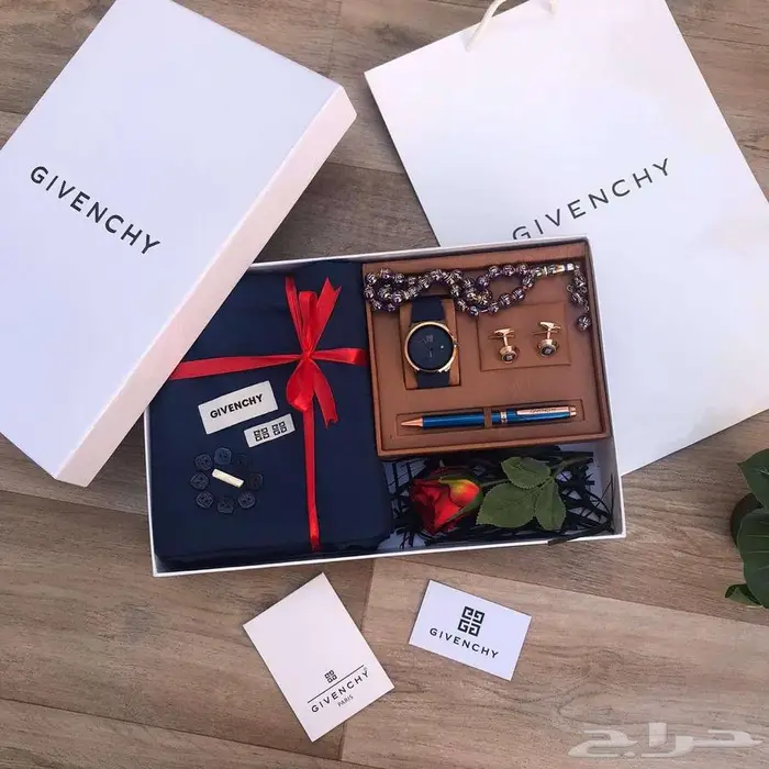 قماش شتوي ماركة جيفنشي 0