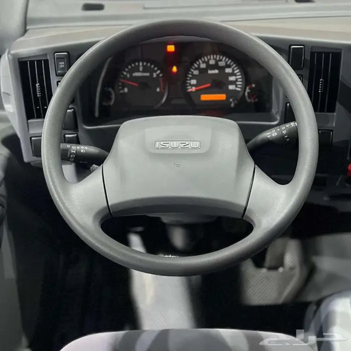 ايسوزو دينا 5 طن موديل 2025 4