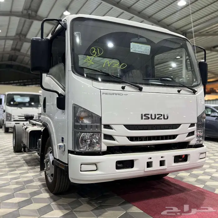 ايسوزو دينا 5 طن موديل 2025 1