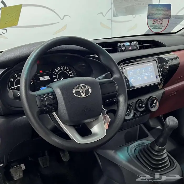 هايلوكس GL م2.4 غمارة بدون دبل ديزل قير عادي 2025 عرض خاص 6