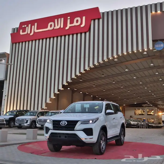 تويوتا فورشنر 2025 بنزين دبل (اقساط جميع البنوك) 4