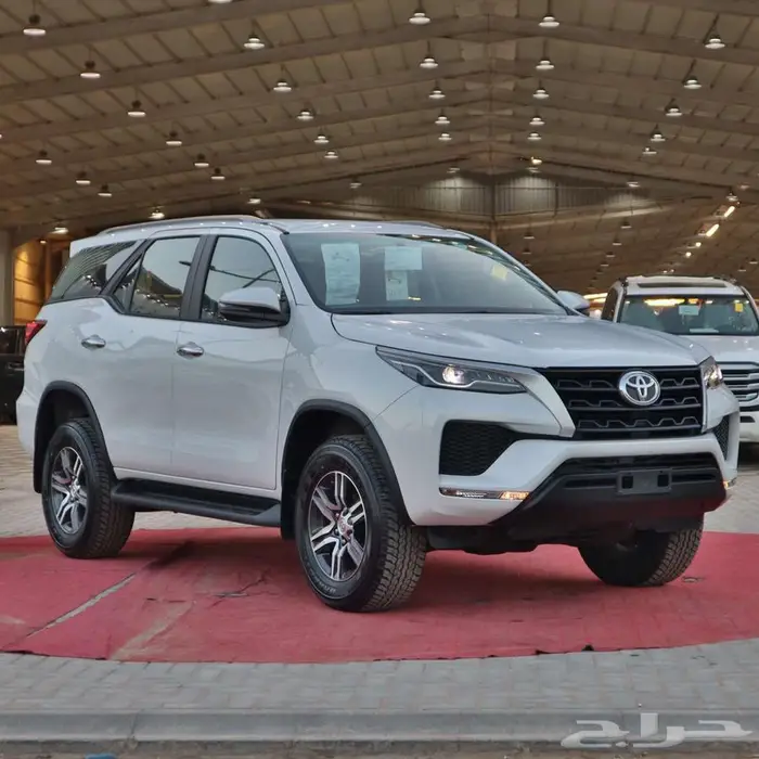 تويوتا فورشنر 2025 بنزين دبل (اقساط جميع البنوك) 3