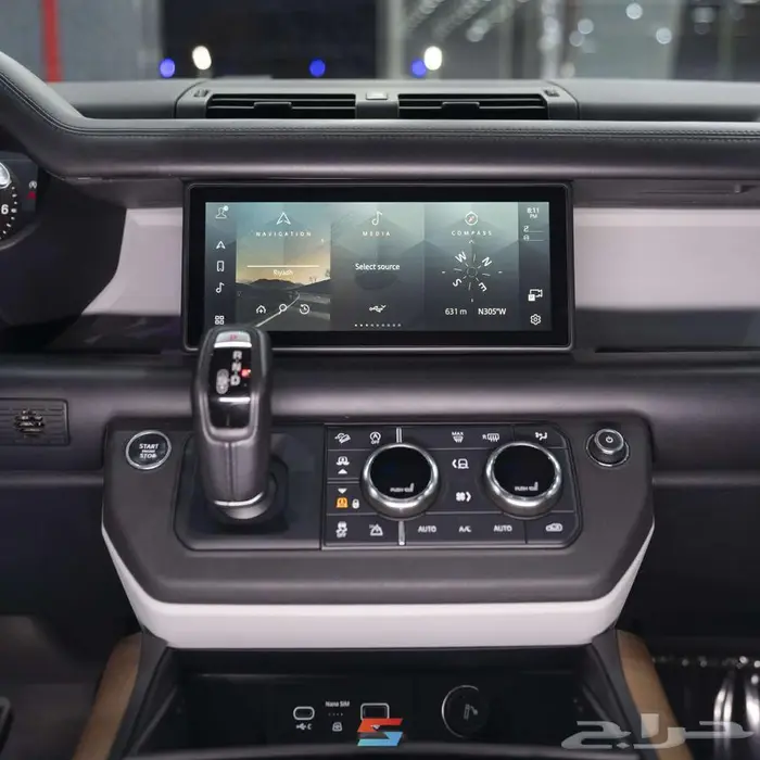 لاند روفر ديفندر HSE 110 موديل 2020 15