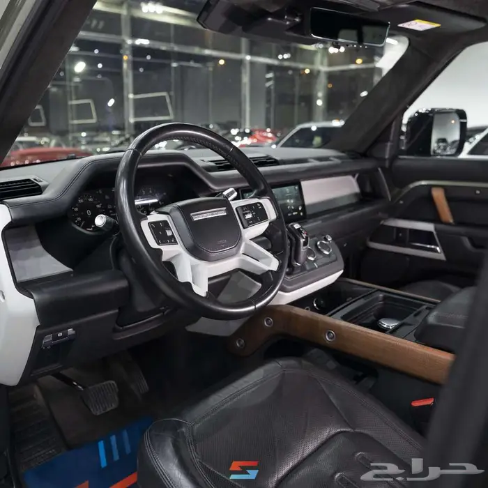 لاند روفر ديفندر HSE 110 موديل 2020 11