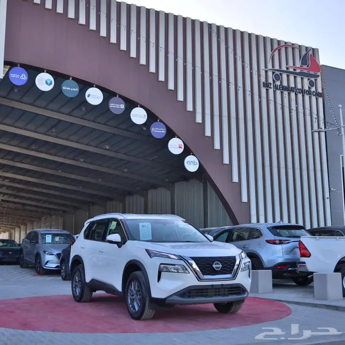 نيسان اكس تريل 5 مقاعد دفع امامي ستاندر 2025 اقل سعر 1