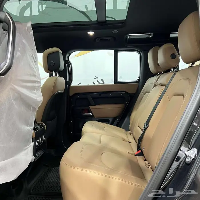 لاندروفر ديفندر 4 سلندر SE دبل بنزين تماتيك 2026 عرض خاص 5