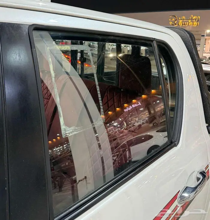 للبيع تويوتا هايلكس 2016 S-GLX فل أبشن سعودي بنزين 9