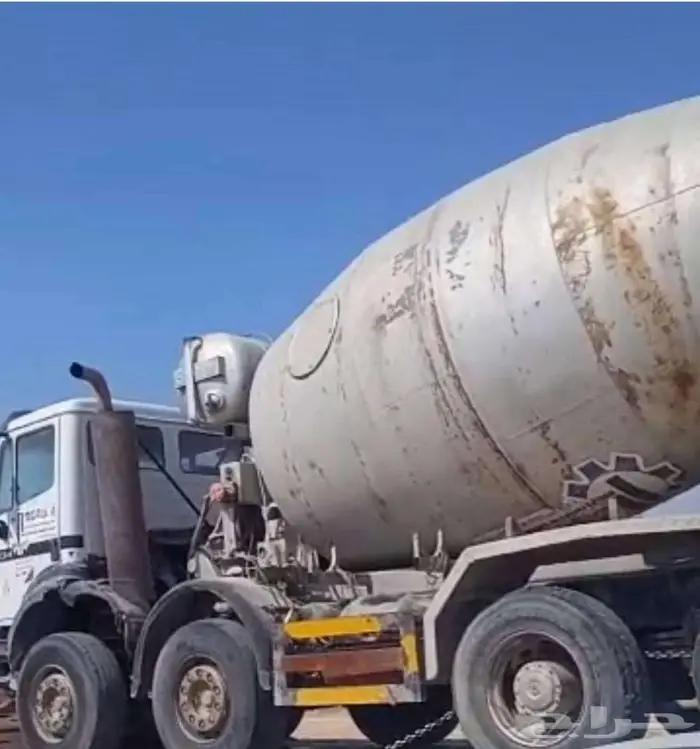 للبيع خلاطه بكامل اغراضها 0