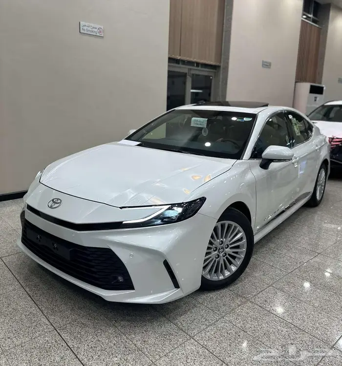 كامري ال اي بنزين فتحة سقف CAMRY LE 2025 1