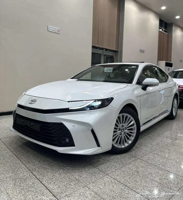 كامري ال اي بنزين فتحة سقف CAMRY LE 2025 0