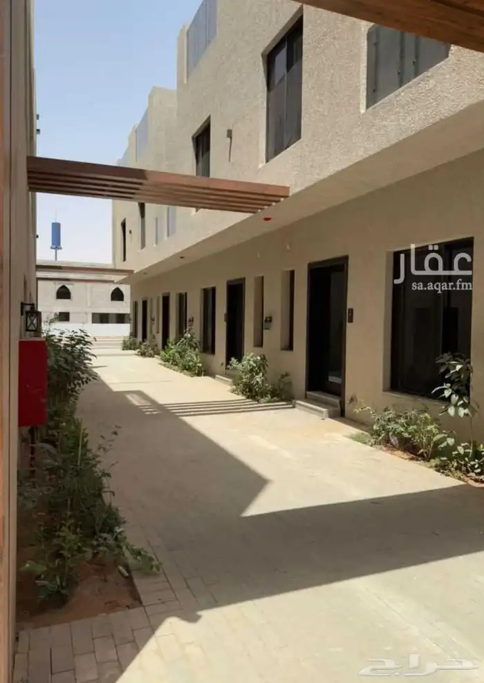 فيلا للإيجار بال رمال 4