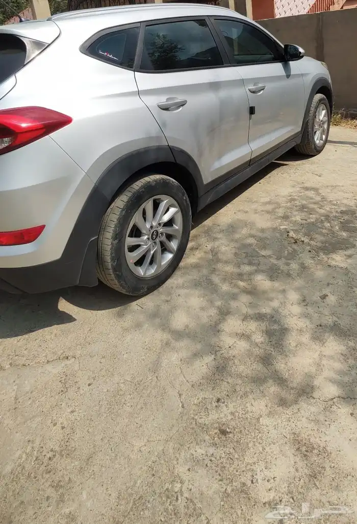 توسان للبيع 2017 10