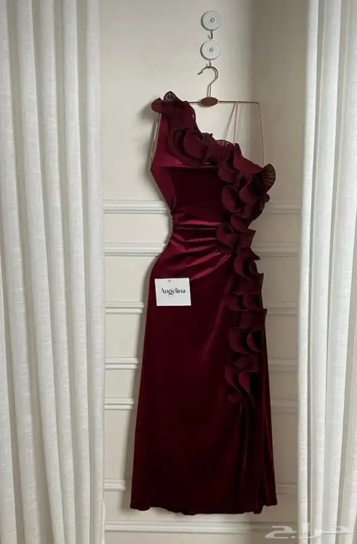 فساتين للبيع 1