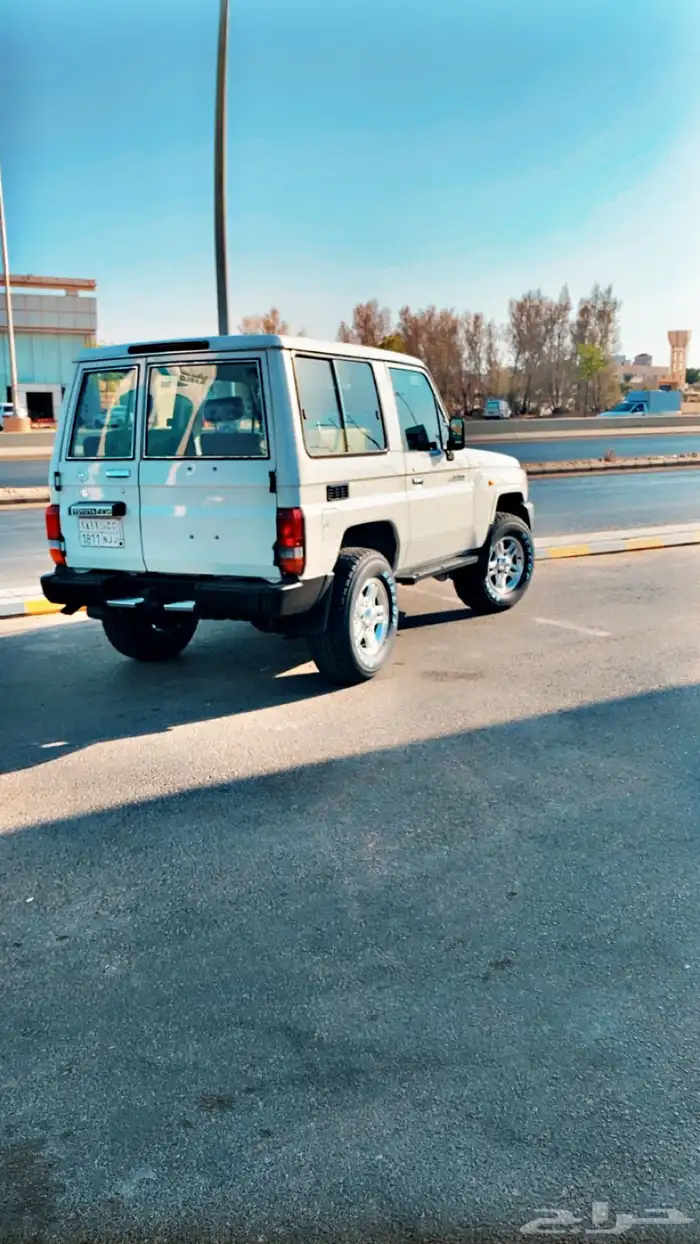 جيب ربع بوليسي 2013 34