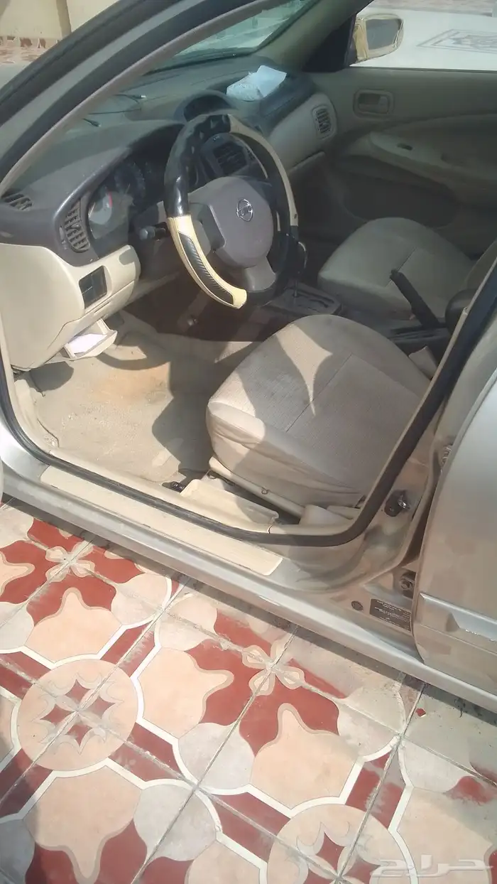 نيسان صني موديل 2011 9