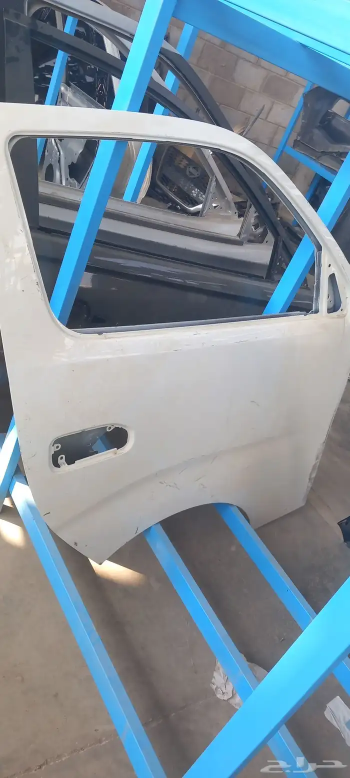 باب أمامي يمين باص هرفان 2023 0