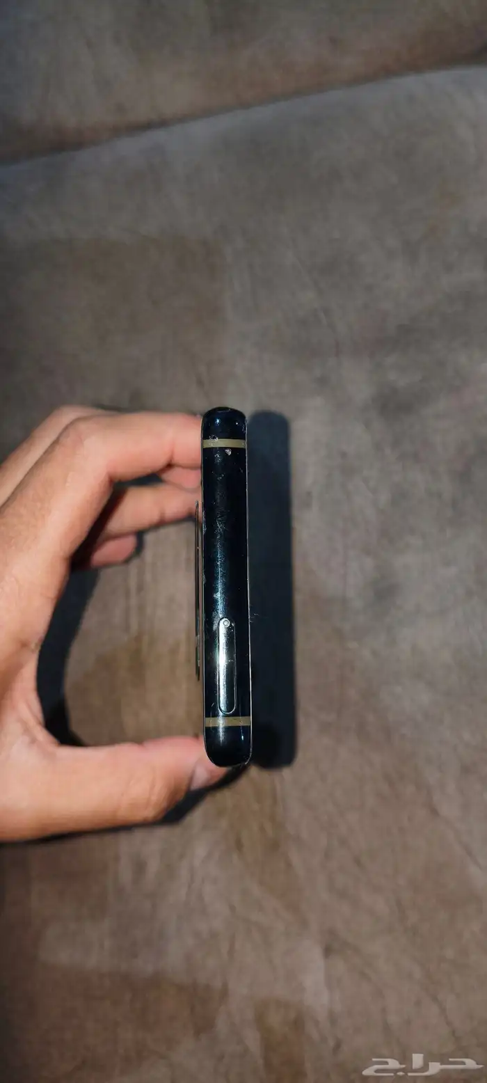 سامسونج نوت 8 العادي نظيف 3