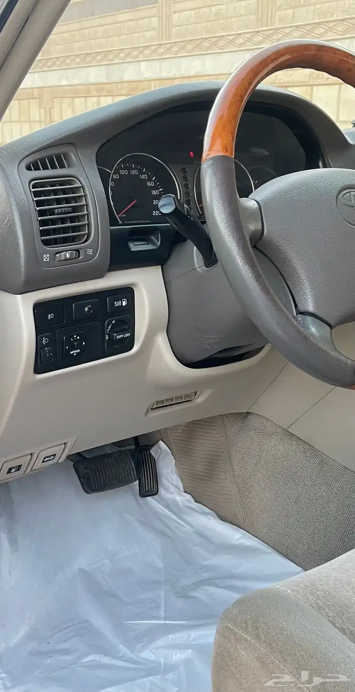 لاندكروزر 2007 فل 11