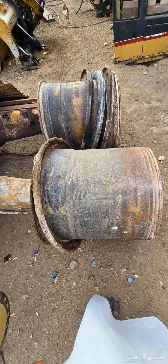 للبيع دفرنسات وجنوط شيول كتربلر مقاس 966 2