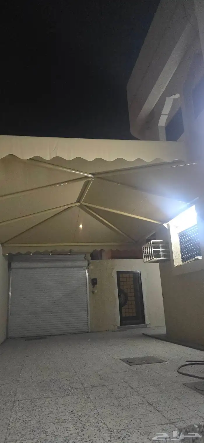 مضلة للسيارة مقاس 5   7 شبة جديد استخدام 6 اشهر . 5