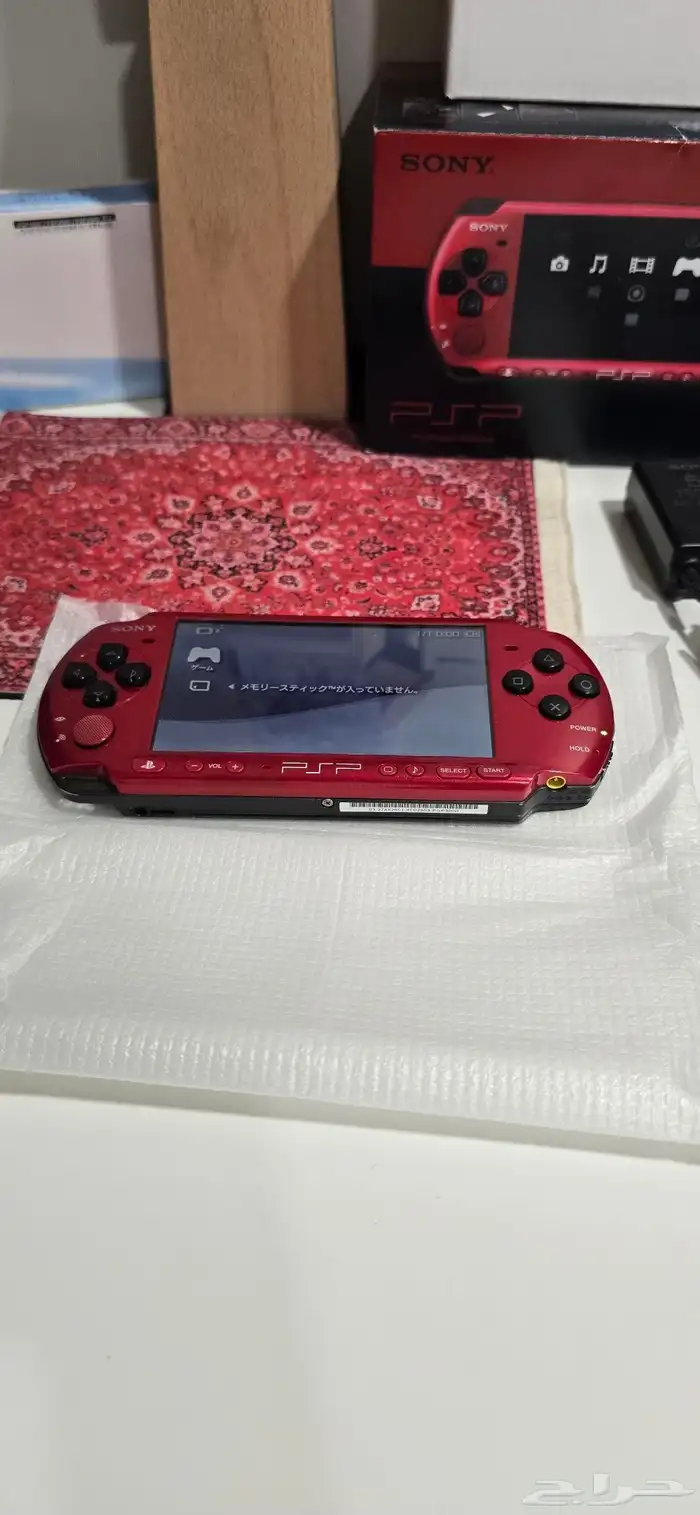 جهاز ياباني نادر بلونين الاحمر والاسود PSP3000 بكامل محتويات 2