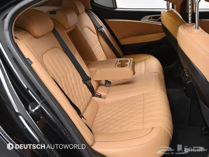 Genesis G70 3.3T 2023 10