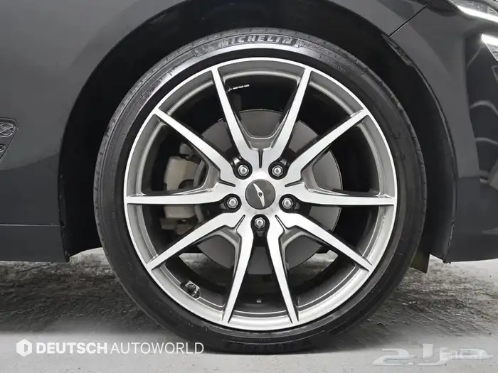 Genesis G70 3.3T 2023 5