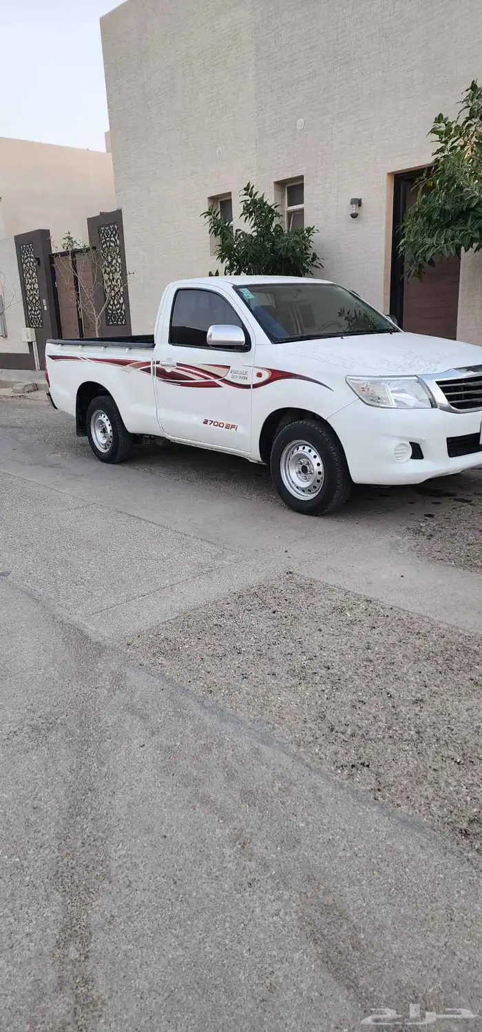 تويوتا هايلوكس GL 2015 1