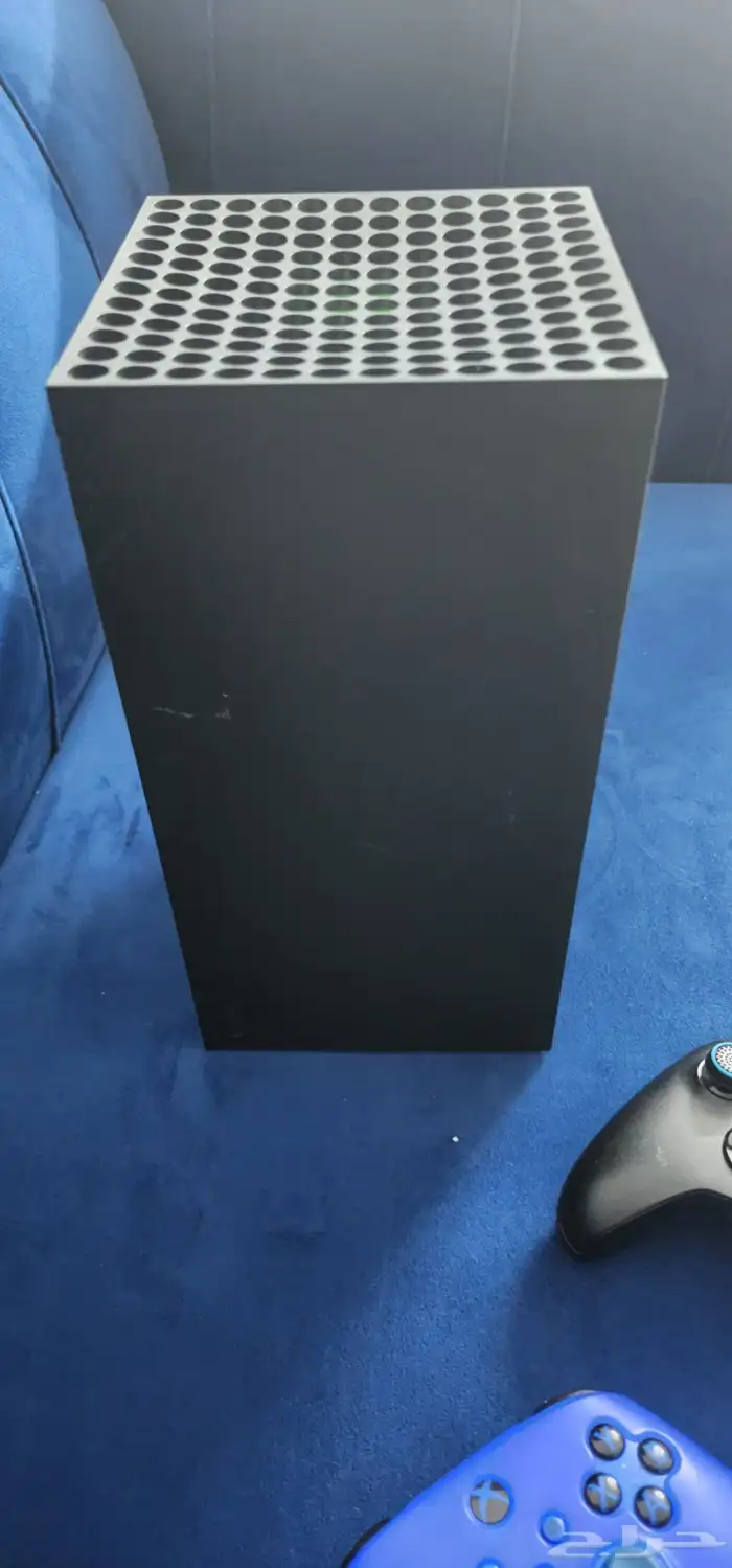 اكس بوكس سيريس اكس مع يدين 4