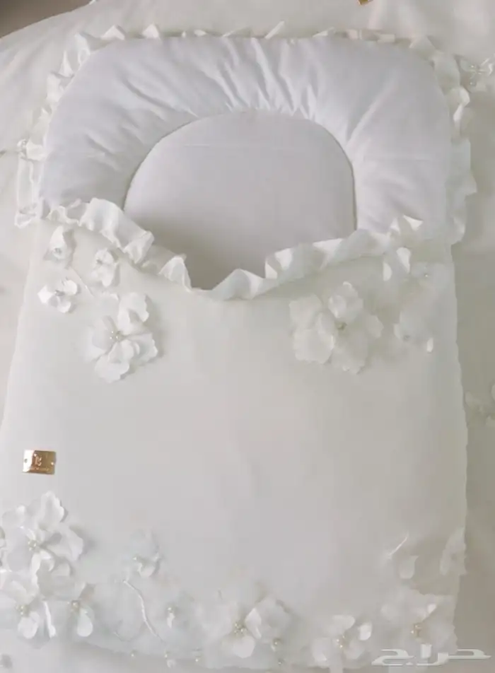 طقم استقبال مواليد من بوتيك بيبي بكج كامل 3