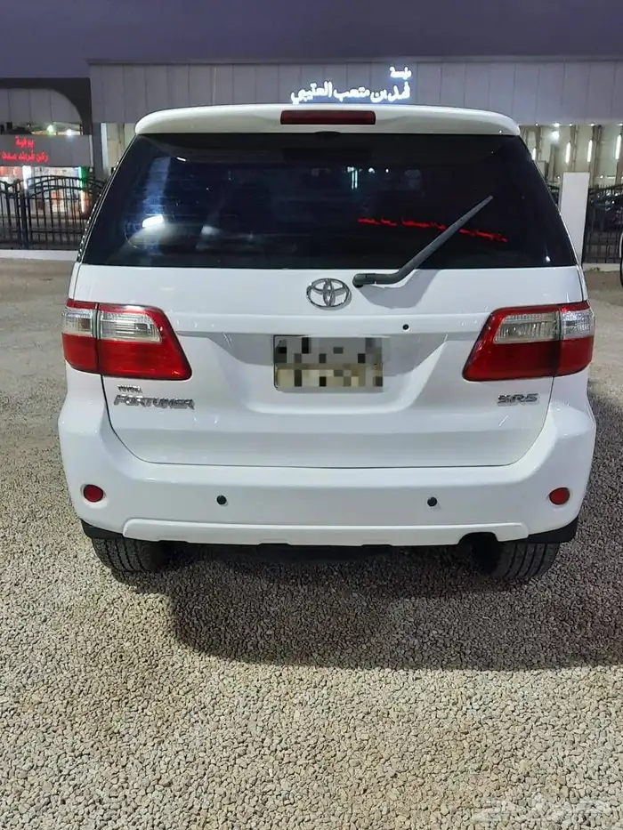 فورتشنر 2010 قير عادي 4 سلندر دبل 5