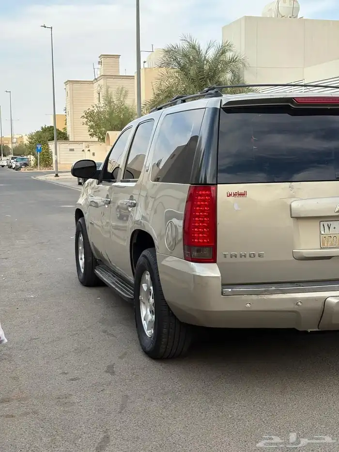 جمس تاهو 2011 نظيفه للبيع 4