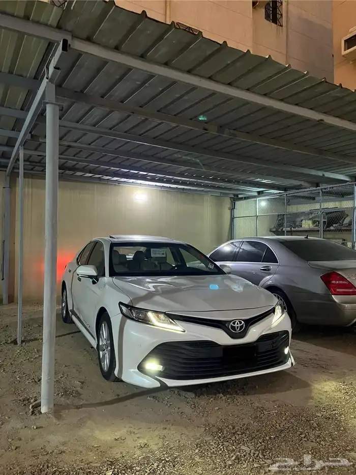 للبيع كامري 2019 فل كامل 2